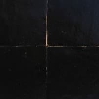 C24 - Noir